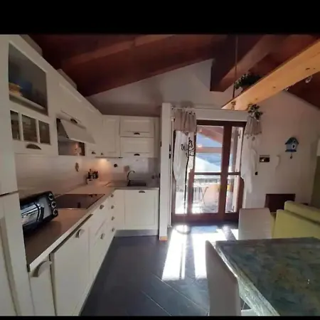 Piccola Mansarda Αόστα